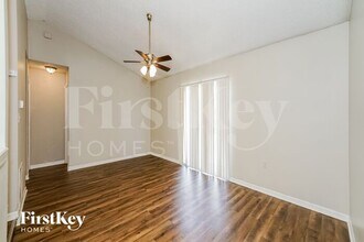 2880 Beal St in Deltona, FL - Building Photo - Building Photo