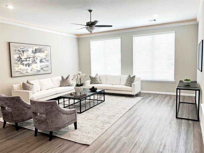 5609 Mina Way in Houston, TX - Foto de edificio - Building Photo