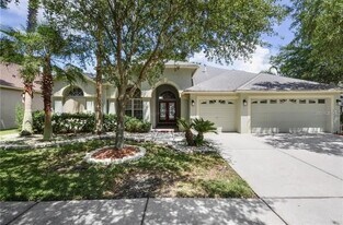 8357 Golden Prairie Dr in Tampa, FL - Building Photo
