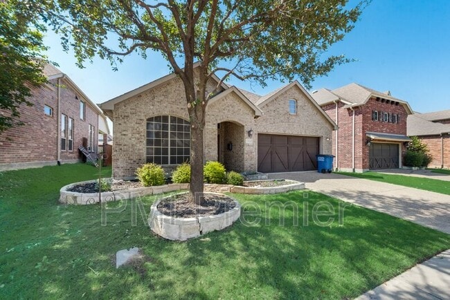 property at 2900 N Umberland Dr