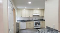 194 Kelton St in Boston, MA - Building Photo - Building Photo