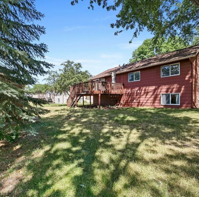 1180 Lincoln Ct in St. Paul Park, MN - Building Photo - Building Photo