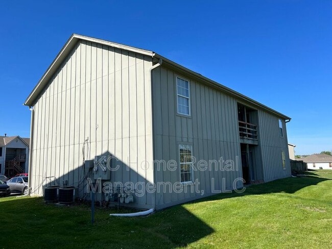812 Saddlewood St in Gardner, KS - Building Photo - Building Photo