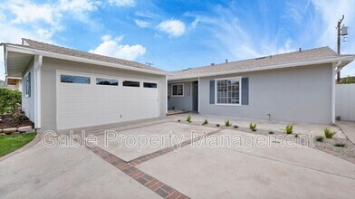 22524 Paraguay Dr in Santa Clarita, CA - Building Photo - Building Photo