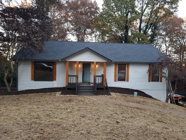 811 Moonlit Ln NW in Acworth, GA - Building Photo - Building Photo