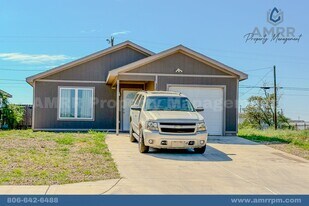 321 N Avenue Q in Lubbock, TX - Building Photo