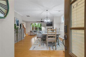 120 Cornerstone Pl in Woodstock, GA - Foto de edificio - Building Photo