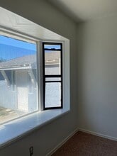 13215 Ottoman St in Los Angeles, CA - Building Photo - Building Photo