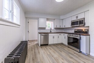 626 Excelsior St in Pittsburgh, PA - Building Photo