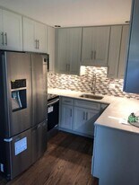 3130 James St in Madison, WI - Building Photo