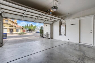 1314 N Brittany Ln in Gilbert, AZ - Building Photo - Building Photo