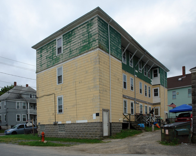 3 Emma St in New Bedford, MA - Building Photo - Building Photo