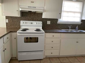 1347 65th Dr in Lubbock, TX - Building Photo - Building Photo