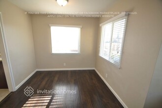 11063 Kittridge St in Los Angeles, CA - Building Photo - Building Photo