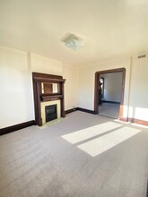 551 Bates St in St. Louis, MO - Building Photo - Building Photo