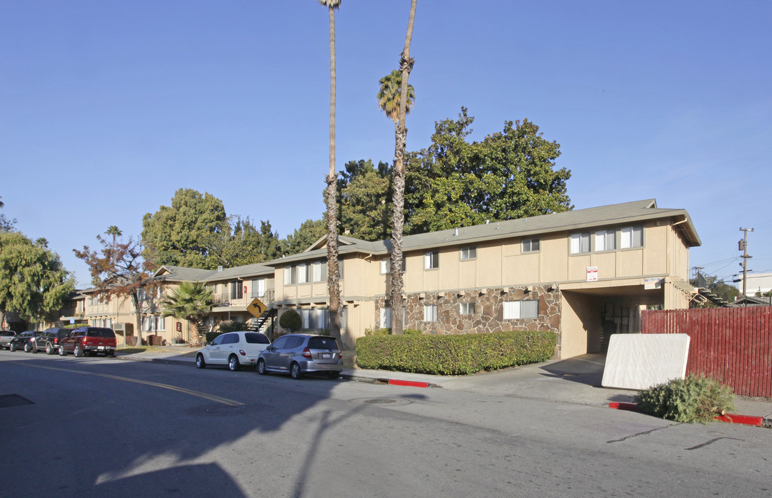 Summerset Apartments in Santa Clara, CA - Building Photo