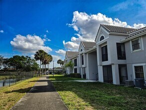10391 SW 150th Ct in Miami, FL - Building Photo - Building Photo
