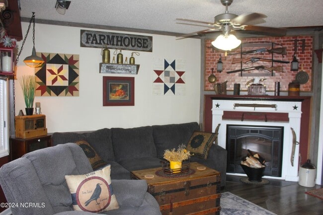 1216 Cross Creek Cir, Unit X8