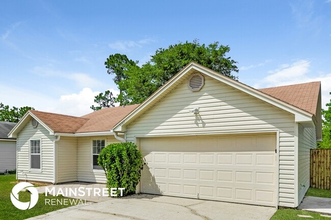 8767 Spring Harvest Ln E in Jacksonville, FL - Building Photo - Building Photo