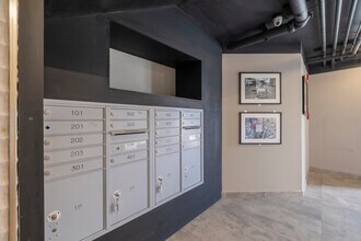 1532 Howard St in San Francisco, CA - Building Photo - Building Photo