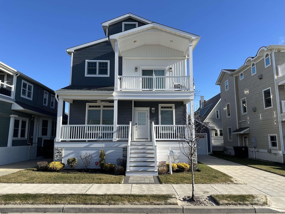 107 S Newport Ave in Ventnor City, NJ - Building Photo