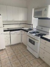 1537 SW 1st St in Miami, FL - Building Photo - Building Photo