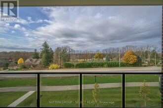 1975 Fountain Grass Dr in London, ON - Building Photo - Building Photo