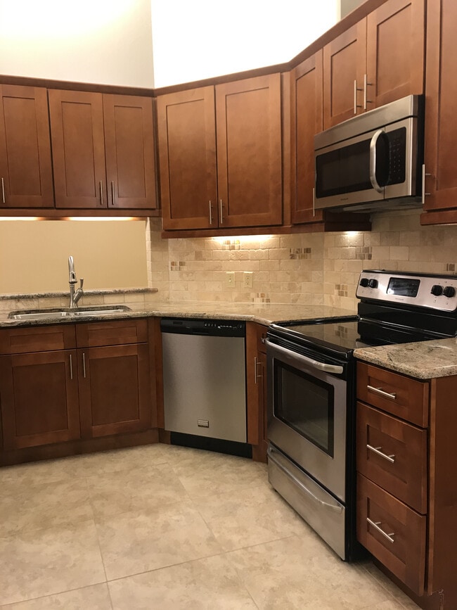 6531 SE Federal Hwy Apartments and Nearby Stuart Apartments For Rent Stuart, FL