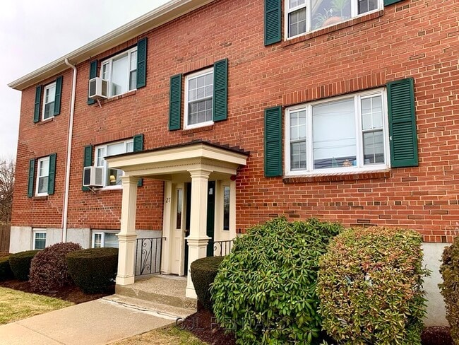 property at 27 Heath Rd