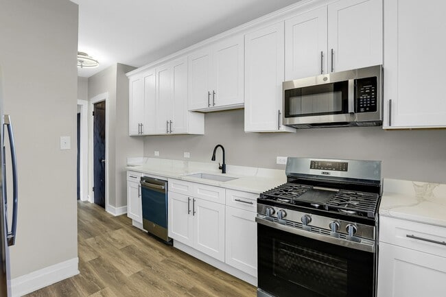 property at 6360 S Greenwood Ave