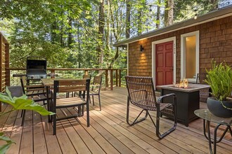 17930 Old Monte Rio Rd in Guerneville, CA - Building Photo - Building Photo