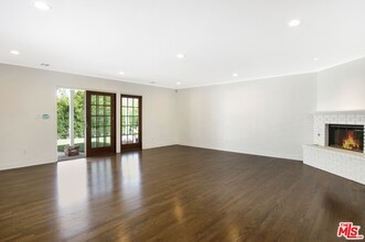 1209 Appleton Way in Los Angeles, CA - Foto de edificio - Building Photo