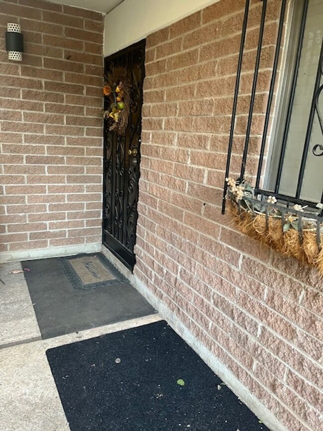 property at 3940 E Timrod St