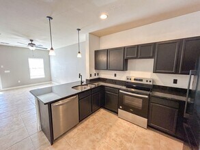 2960 SW 35th Pl in Gainesville, FL - Building Photo - Building Photo