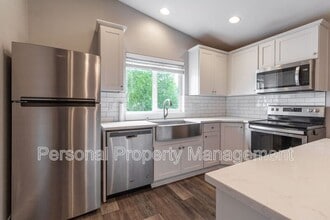 209 W 30th St in Vancouver, WA - Building Photo - Building Photo