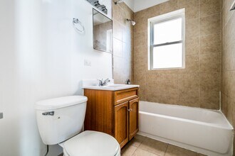 6230 S Artesian Ave Chicago, IL 60636 in Chicago, IL - Foto de edificio - Building Photo