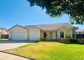 42309 Portland Ln in Lancaster, CA - Building Photo