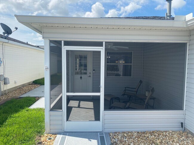 8233 SE 169th Palownia Loop in the Villages, FL - Building Photo - Building Photo