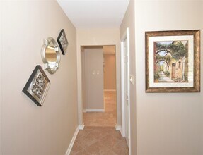 6011 Arboles Dr in Houston, TX - Building Photo - Building Photo