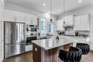 4128 Willowbend Blvd in Houston, TX - Building Photo