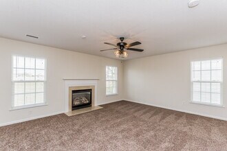 1036 Meadowbrook Ln SW in Concord, NC - Building Photo - Building Photo