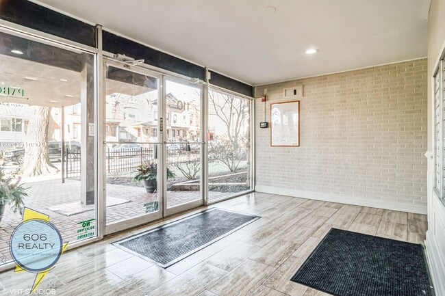 110 N Kenilworth Ave in Oak Park, IL - Building Photo - Building Photo