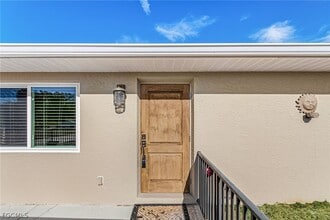 985 Quail Run in Fort Denaud, FL - Building Photo - Building Photo