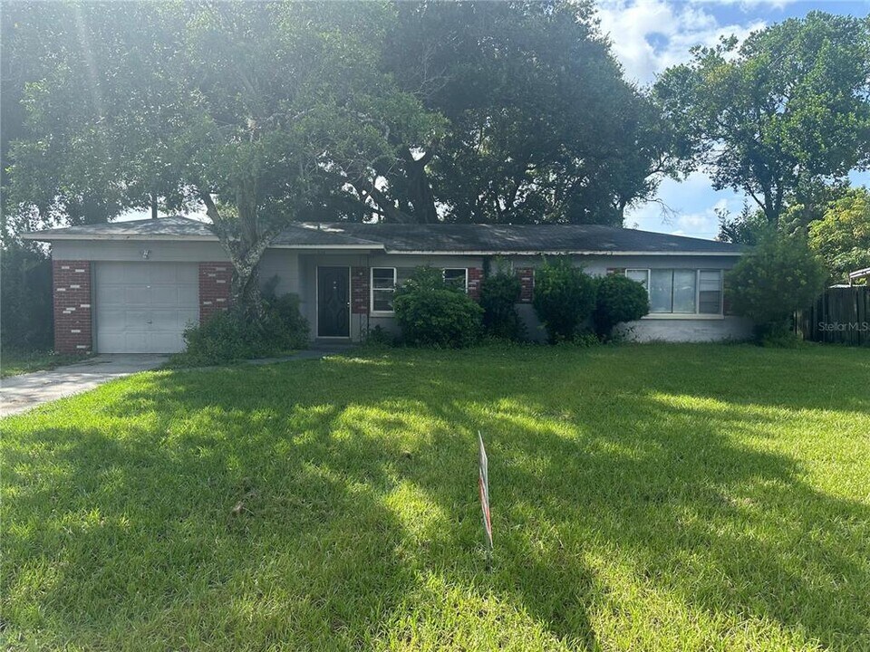 918 Gloriosa Ave in Winter Park, FL - Building Photo