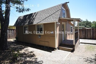 3250 Greenbrae Ln in Soquel, CA - Building Photo