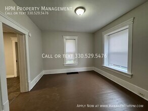 369 Cuyahoga St in Akron, OH - Building Photo - Building Photo