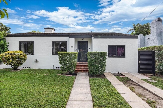 2520 SW 20th St in Miami, FL - Building Photo - Building Photo
