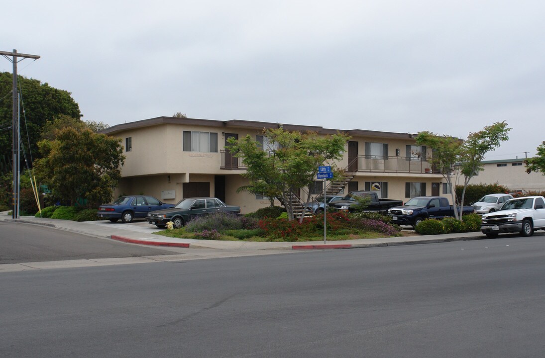 1301 Hemlock Ave in Imperial Beach, CA - Building Photo