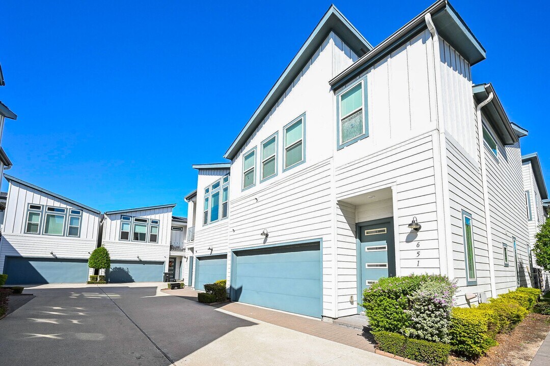 651 Press St in Houston, TX - Building Photo