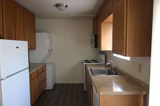 600 McConnell Ave in Santa Rosa, CA - Building Photo - Building Photo